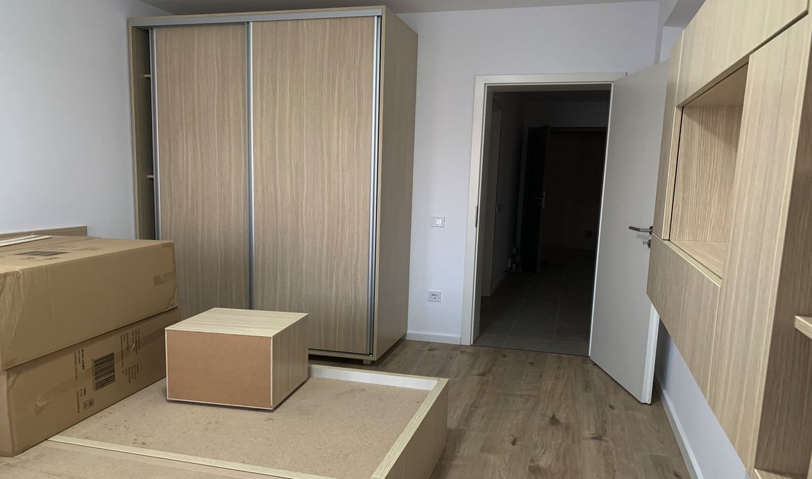 Apartament 3 camere mobilat si utilat nou de inchiriat zona Coresi 